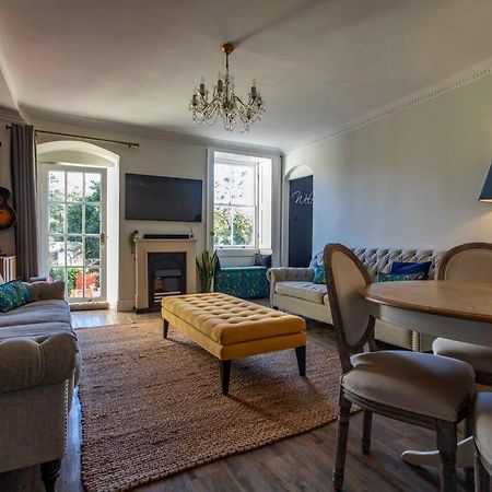 באת' Georgian House Garden Apartment מראה חיצוני תמונה